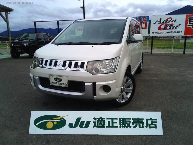 Mitsubishi DELICA D:5 2015 — фото автомобиля