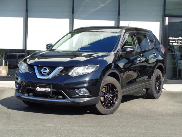 Nissan X-TRAIL 2016 — фото автомобиля