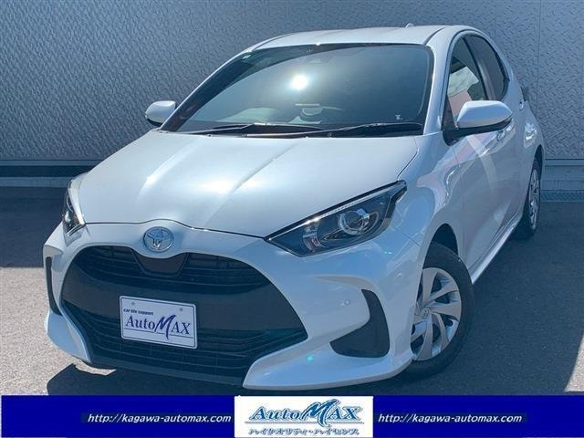 Toyota YARIS 2023 — фото автомобиля 1