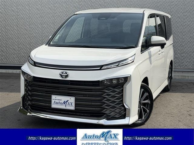 Toyota VOXY 2025 — фото автомобиля