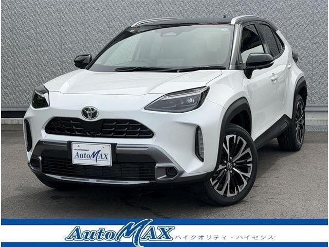 Toyota YARIS CROSS 2026 — фото автомобиля 1