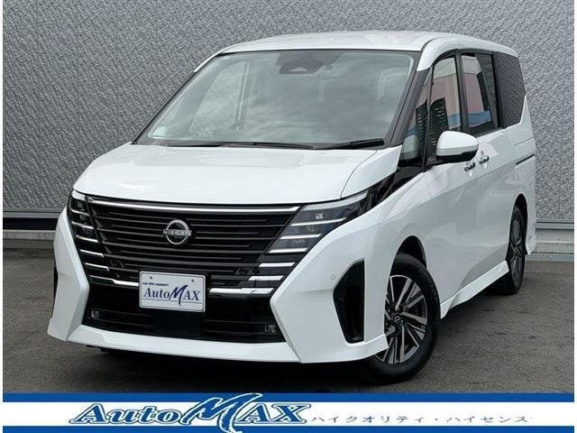 Nissan SERENA 2025 — фото автомобиля 1