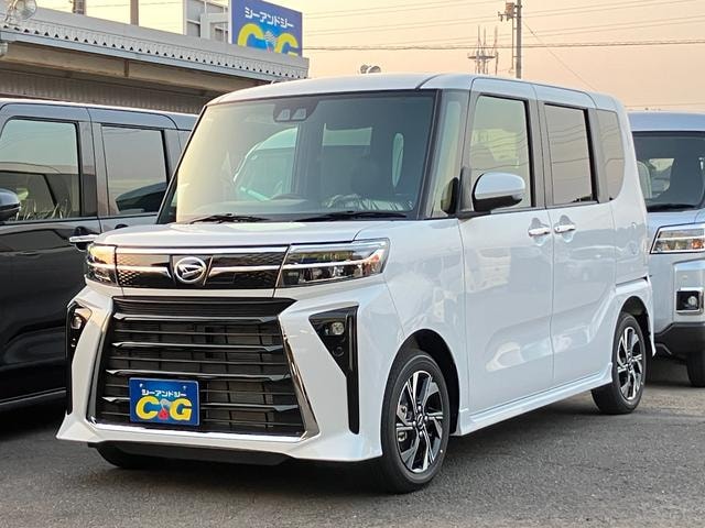 Daihatsu TANTO 2025 — фото автомобиля 1