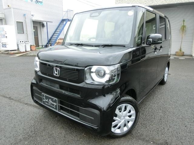 Honda N-BOX 2025 — фото автомобиля 1