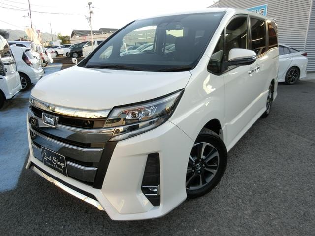 Toyota NOAH 2017 — фото автомобиля 1