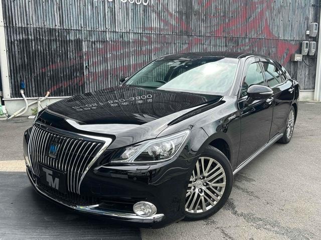 Toyota CROWN MAJESTA 2018 — фото автомобиля