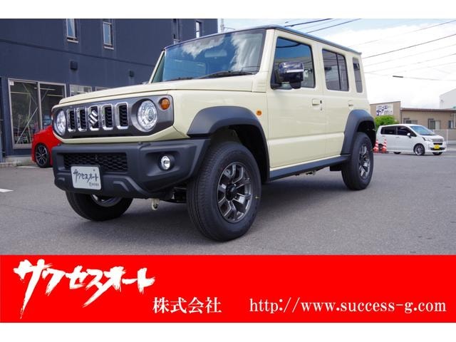 Suzuki JIMNY NOMADE 2026 — фото автомобиля