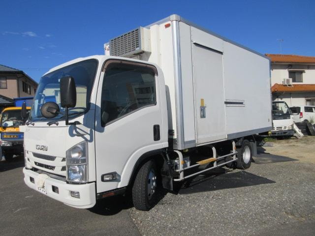 Isuzu ELF TRUCK 2020 — фото автомобиля