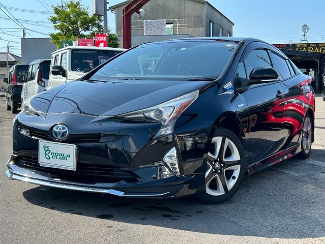 Toyota PRIUS 2016 — фото автомобиля 1