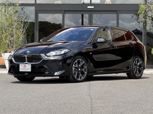 Bmw 1 SERIES 2025 — фото автомобиля 1