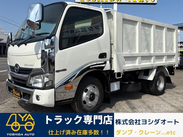 Hino DUTRO 2016 — фото автомобиля 1