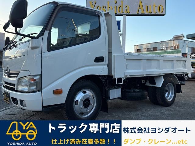 Hino DUTRO 2015 — фото автомобиля 1