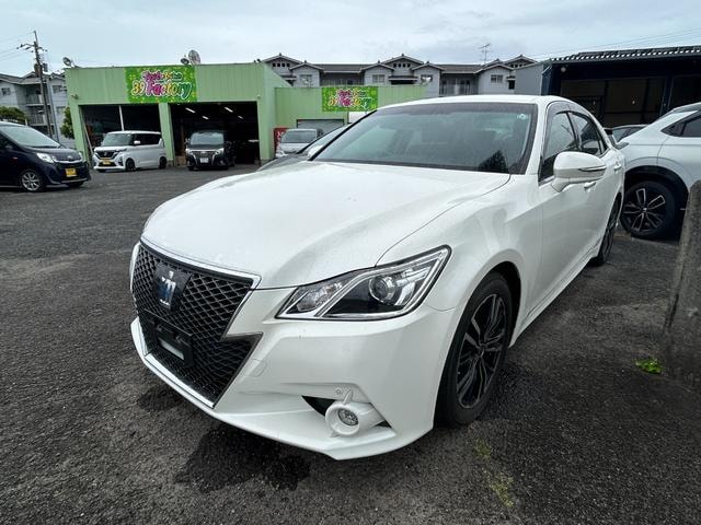 Toyota CROWN HYBRID 2014 — фото автомобиля