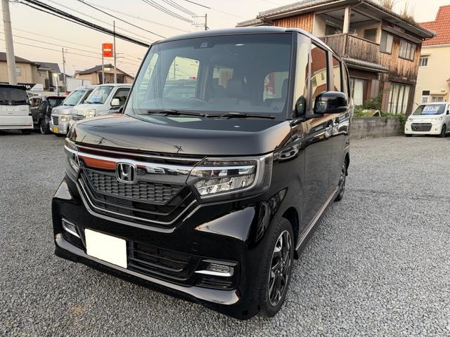 Honda N-BOX CUSTOM 2019 — фото автомобиля 1