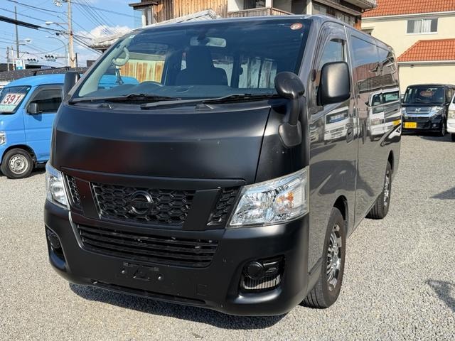 Nissan NV350CARAVAN VAN 2016 — фото автомобиля