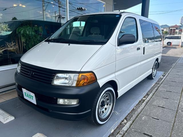 Toyota HIACE REGIUS 1999 — фото автомобиля