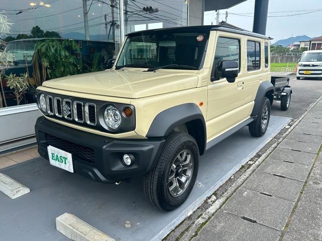 Suzuki JIMNY NOMADE 2025 — фото автомобиля 1