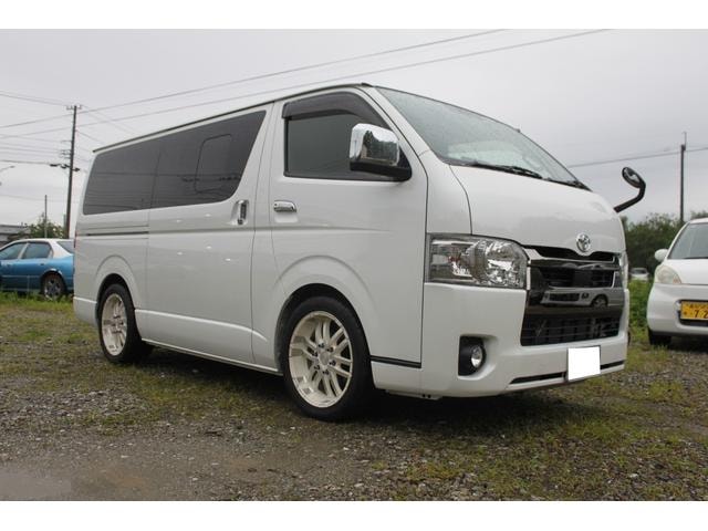 Toyota HIACE VAN 2021 — фото автомобиля 1