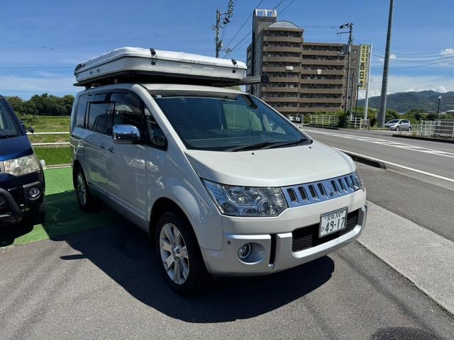 Mitsubishi DELICA D:5 2010 — фото автомобиля 1