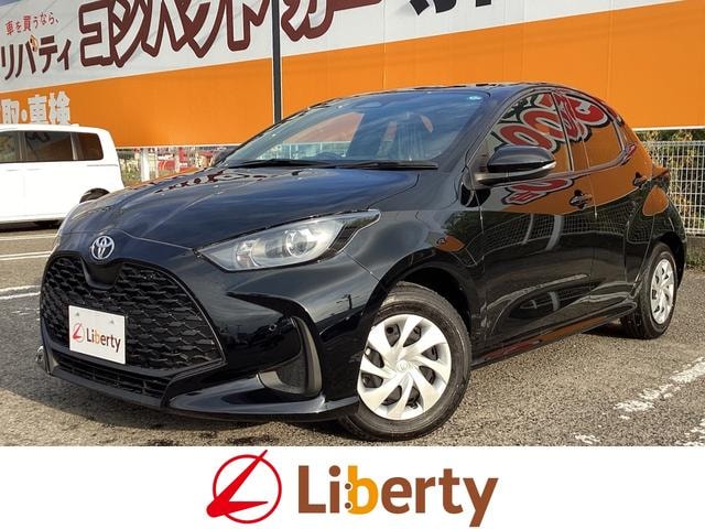 Toyota YARIS 2024 — фото автомобиля