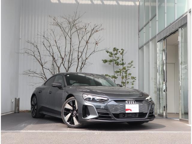 Audi E-TRON GT QUATTRO 2024 — фото автомобиля 1