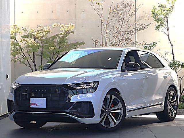 Audi Q8 2022 — фото автомобиля 1