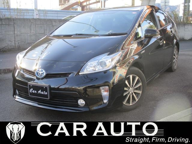Toyota PRIUS 2012 — фото автомобиля 1