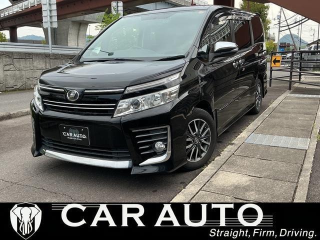 Toyota VOXY 2015 — фото автомобиля 1