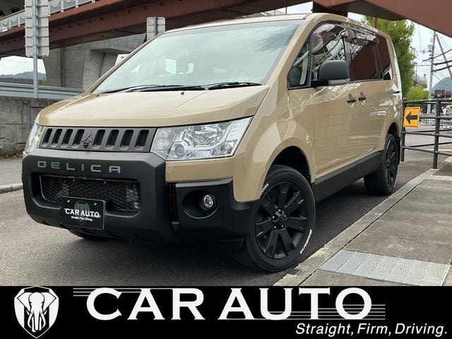 Mitsubishi DELICA D:5 2016 — фото автомобиля 1