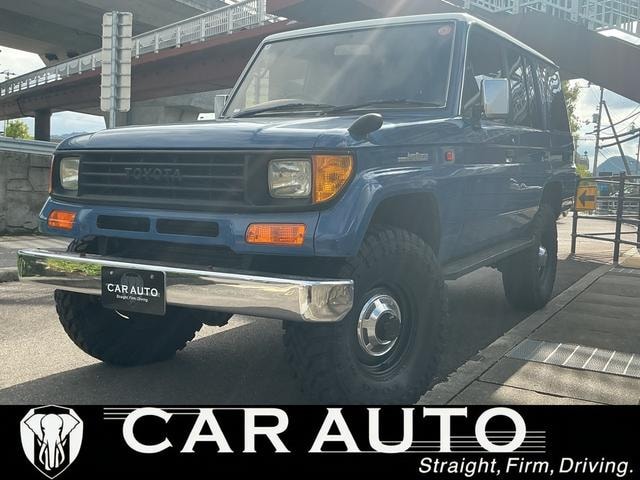 Toyota LAND CRUISER PRADO 1996 — фото автомобиля