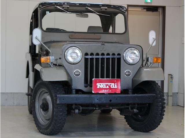 Mitsubishi JEEP 1975 — фото автомобиля 1