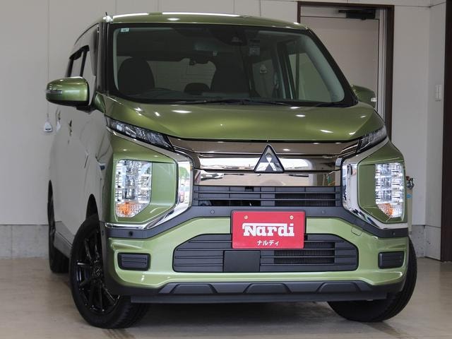 Mitsubishi EK X EV 2022 — фото автомобиля 1