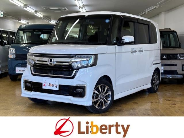 Honda N-BOX CUSTOM 2021 — фото автомобиля 1