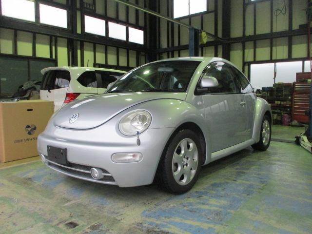 Volkswagen NEW BEETLE 2002 — фото автомобиля