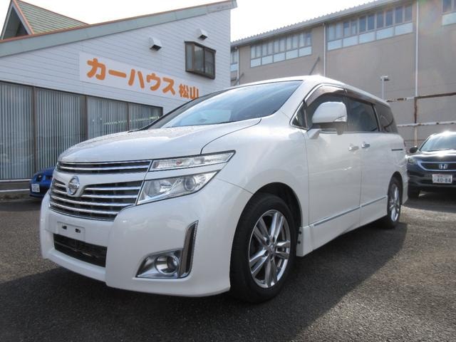 Nissan ELGRAND 2010 — фото автомобиля
