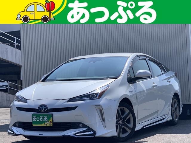 Toyota PRIUS 2019 — фото автомобиля 1