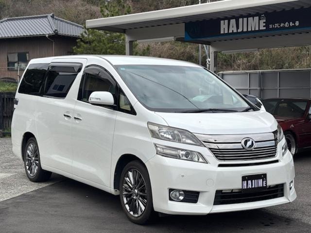 Toyota VELLFIRE 2013 — фото автомобиля