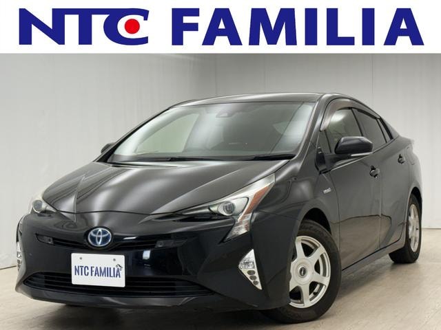 Toyota PRIUS 2018 — фото автомобиля 1
