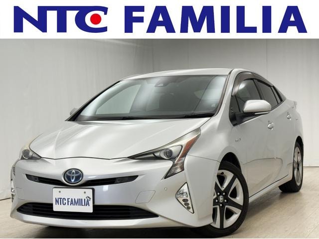 Toyota PRIUS 2016 — фото автомобиля 1