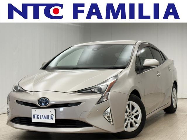 Toyota PRIUS 2016 — фото автомобиля 1