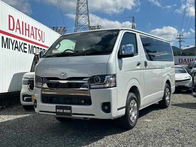 Toyota HIACE VAN 2026 — фото автомобиля 1