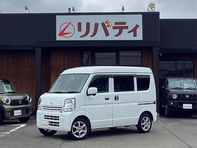 Nissan NV100CLIPPER VAN 2021 — фото автомобиля