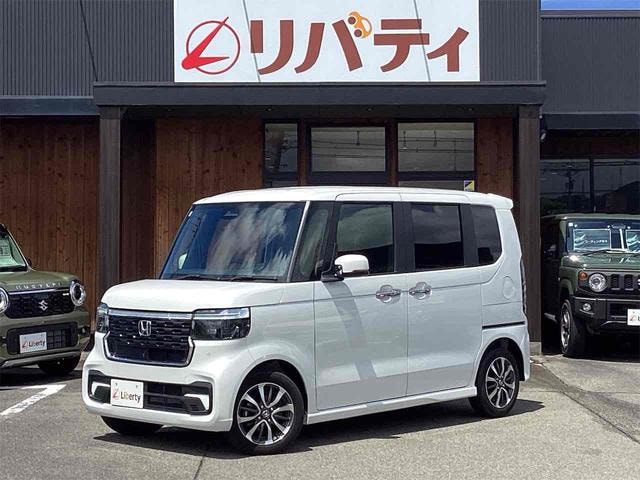Honda N-BOX CUSTOM 2024 — фото автомобиля 1