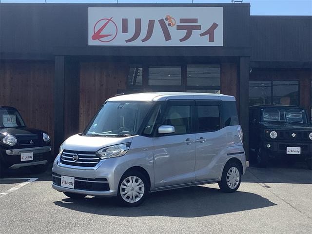 Nissan DAYZ ROOX 2018 — фото автомобиля