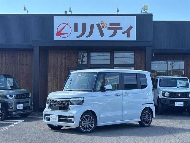 Honda N-BOX CUSTOM 2026 — фото автомобиля 1