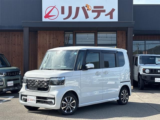 Honda N-BOX CUSTOM 2024 — фото автомобиля