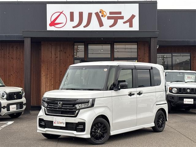 Honda N-BOX CUSTOM 2022 — фото автомобиля