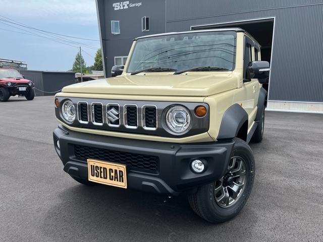 Suzuki JIMNY NOMADE 2026 — фото автомобиля 1