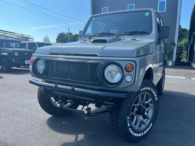 Suzuki JIMNY 1997 — фото автомобиля