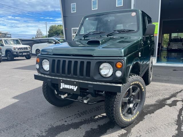 Suzuki JIMNY 1997 — фото автомобиля